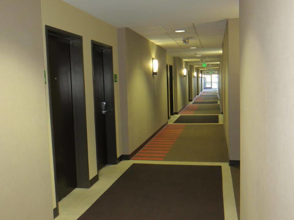 Doubletree By Hilton Las Vegas East Flamingo מראה חיצוני תמונה