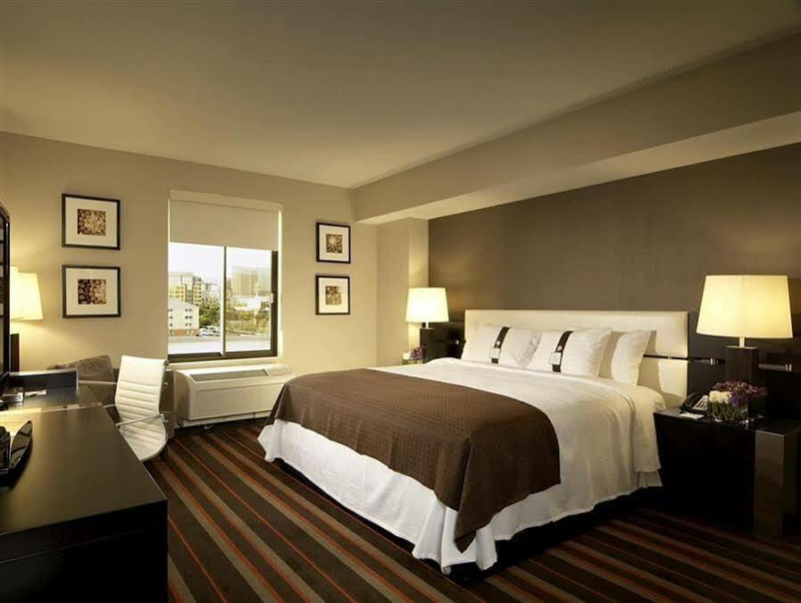 Doubletree By Hilton Las Vegas East Flamingo מראה חיצוני תמונה